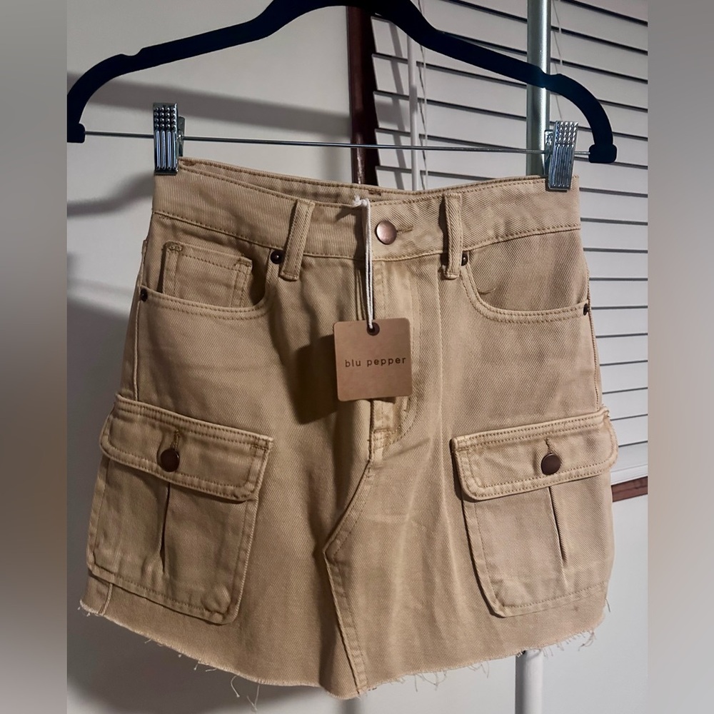 Blu Pepper Beige Cargo Skirt
